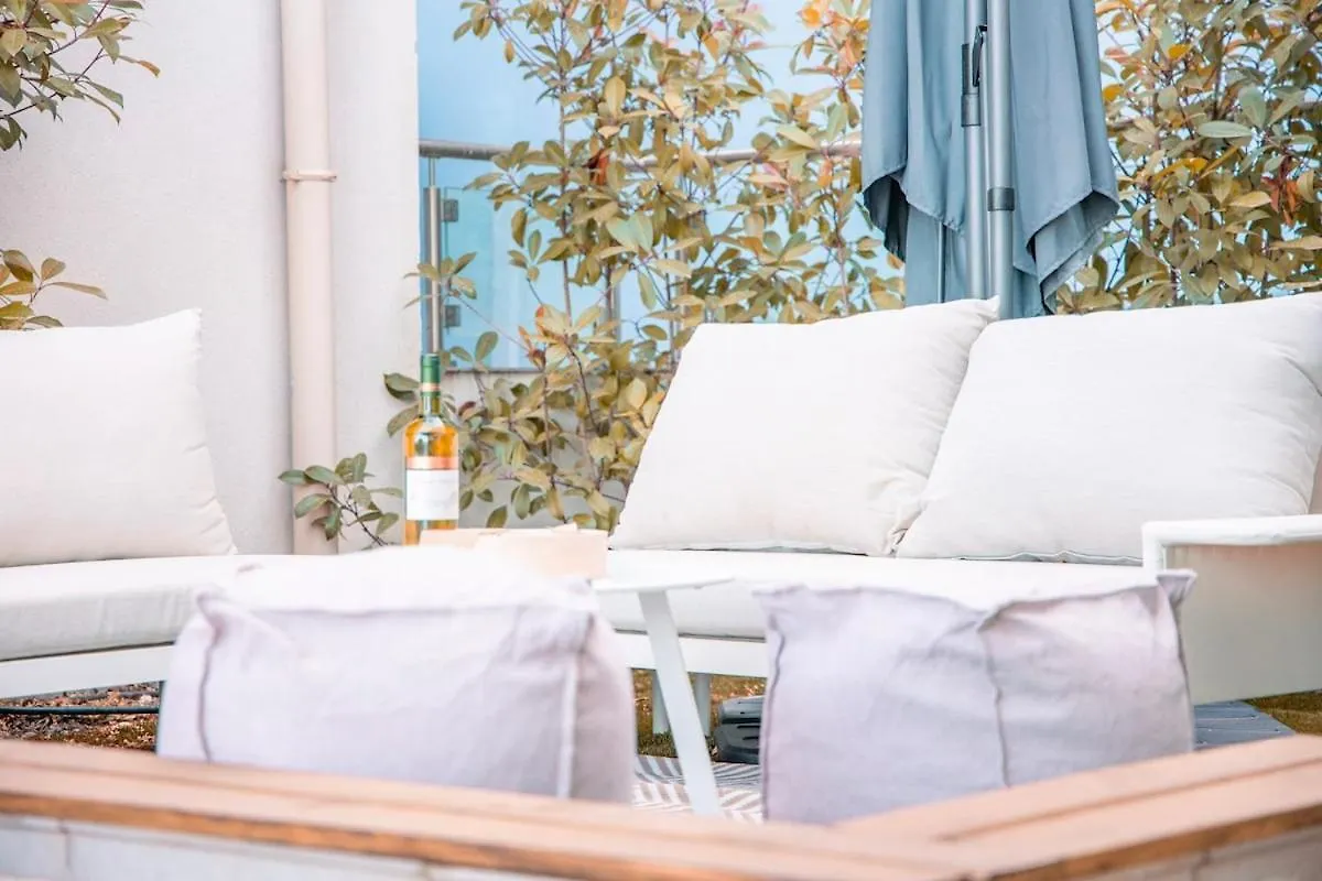 Porte De Monaco, Duplex Avec Terrasse Et Parking Roquebrune-Cap-Martin 0*,  France