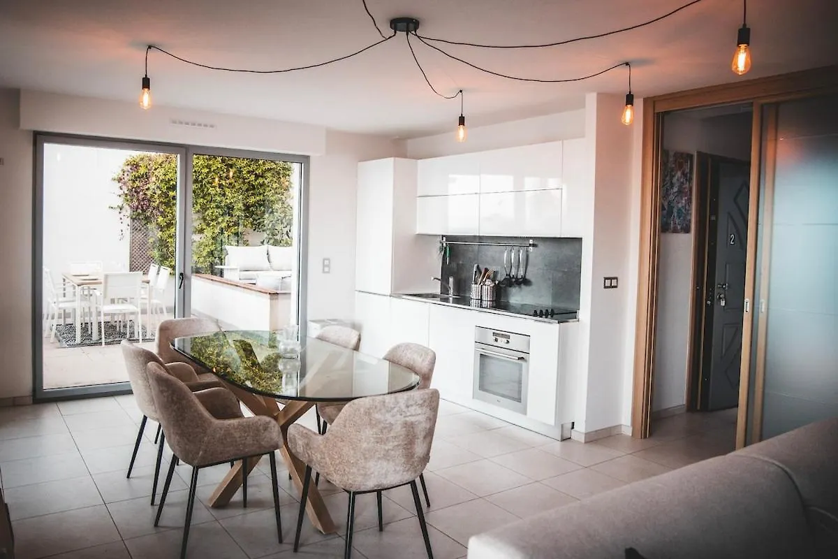Porte De Monaco, Duplex Avec Terrasse Et Parking Roquebrune-Cap-Martin